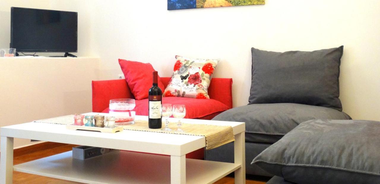 Cosy And Comfortable Apartment In The City Center Athens Exterior photo