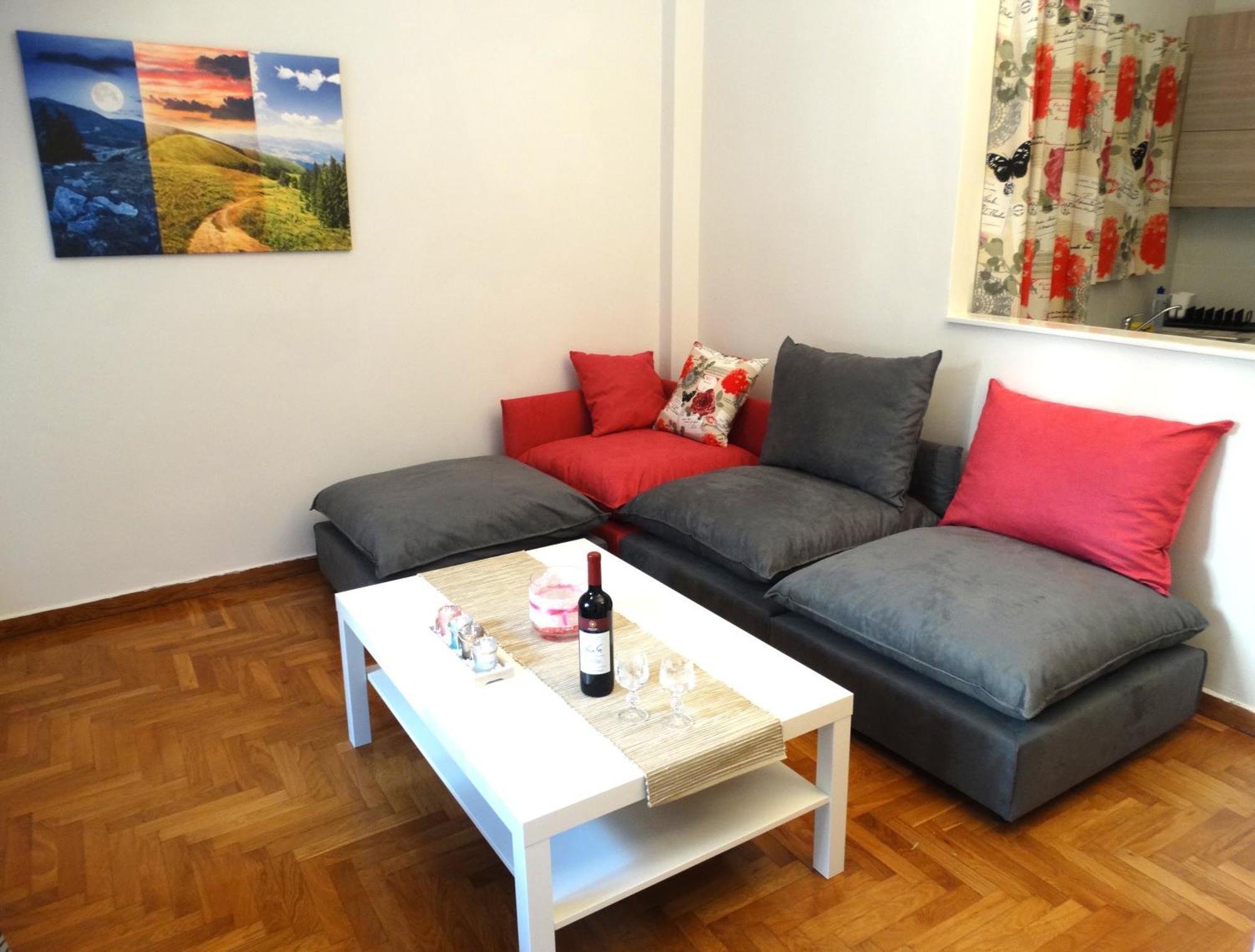 Cosy And Comfortable Apartment In The City Center Athens Exterior photo