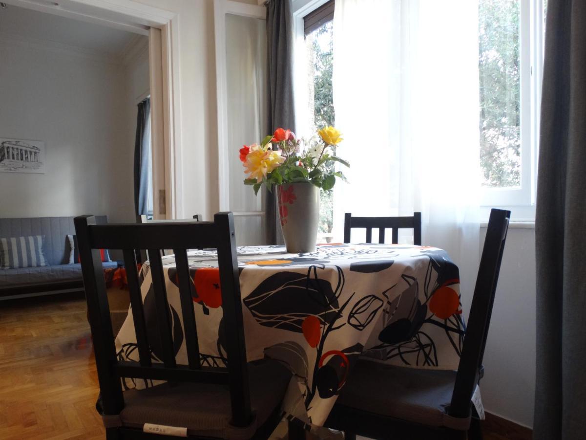 Cosy And Comfortable Apartment In The City Center Athens Exterior photo